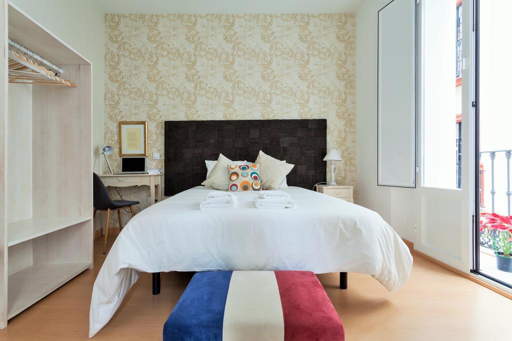 Hostly Acetres 1A Loft In City Center, Comunal Terrace, Fibre,Parking Optional Sevilha Exterior foto