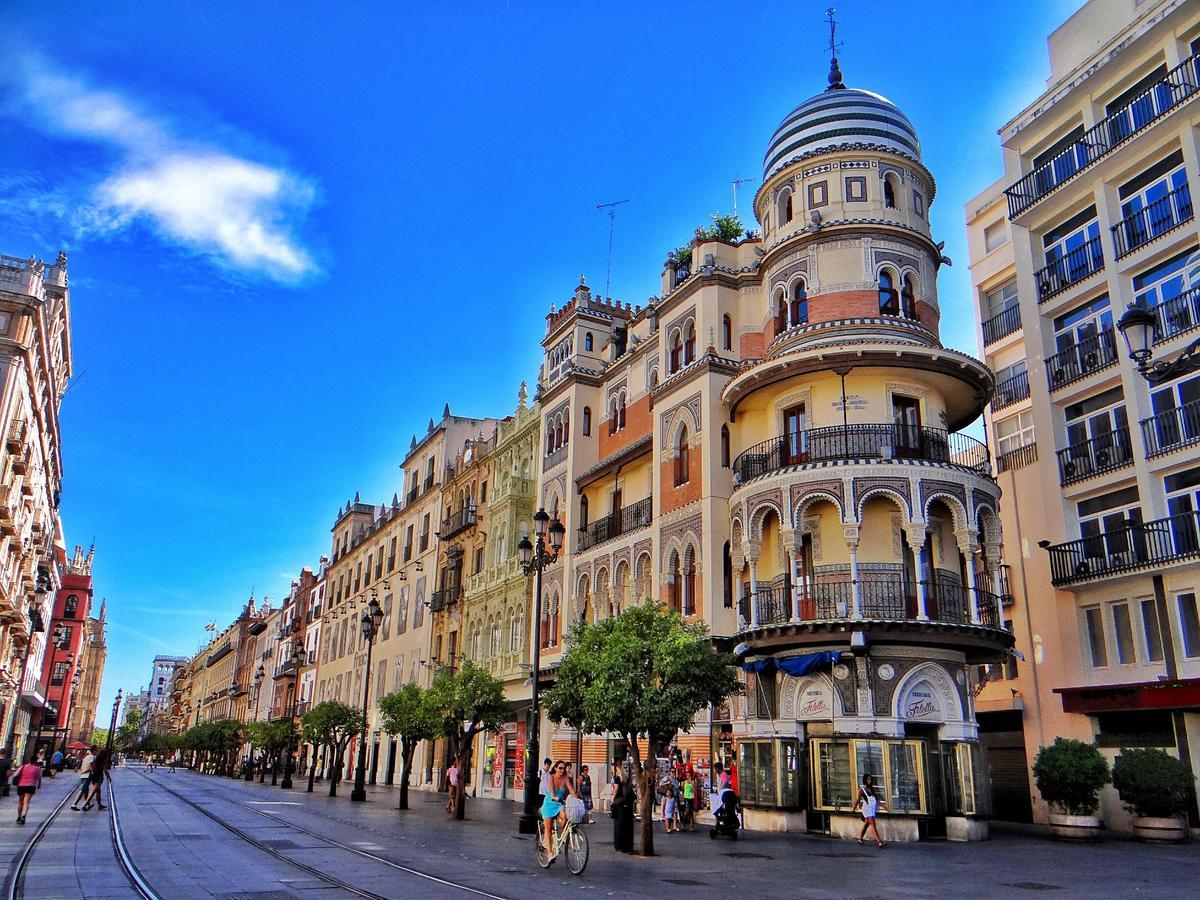 Hostly Acetres 1A Loft In City Center, Comunal Terrace, Fibre,Parking Optional Sevilha Exterior foto